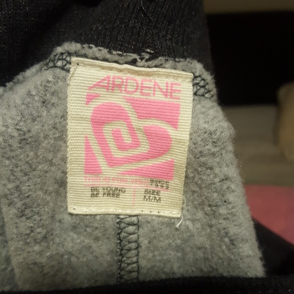 Sweat pants - Picture 2 of 3